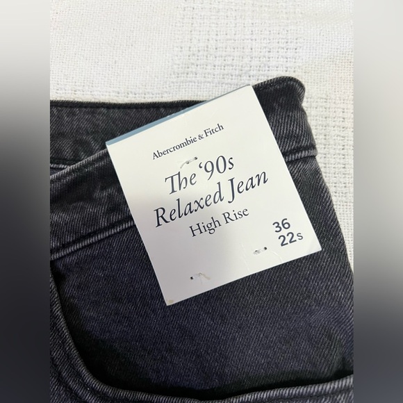 - High rise 90s Relaxed jeans - Picture 6 of 10